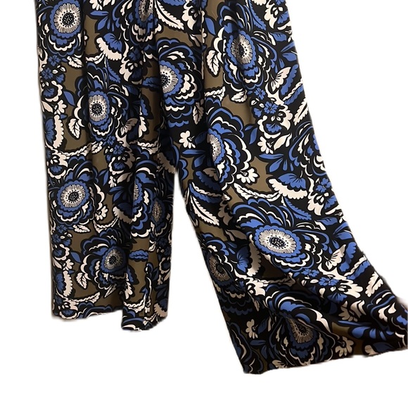 Express, Casual, Front/Back Keyhole, Long Sleeve jumpsuit, Multi, Size 6 - Picture 4 of 10